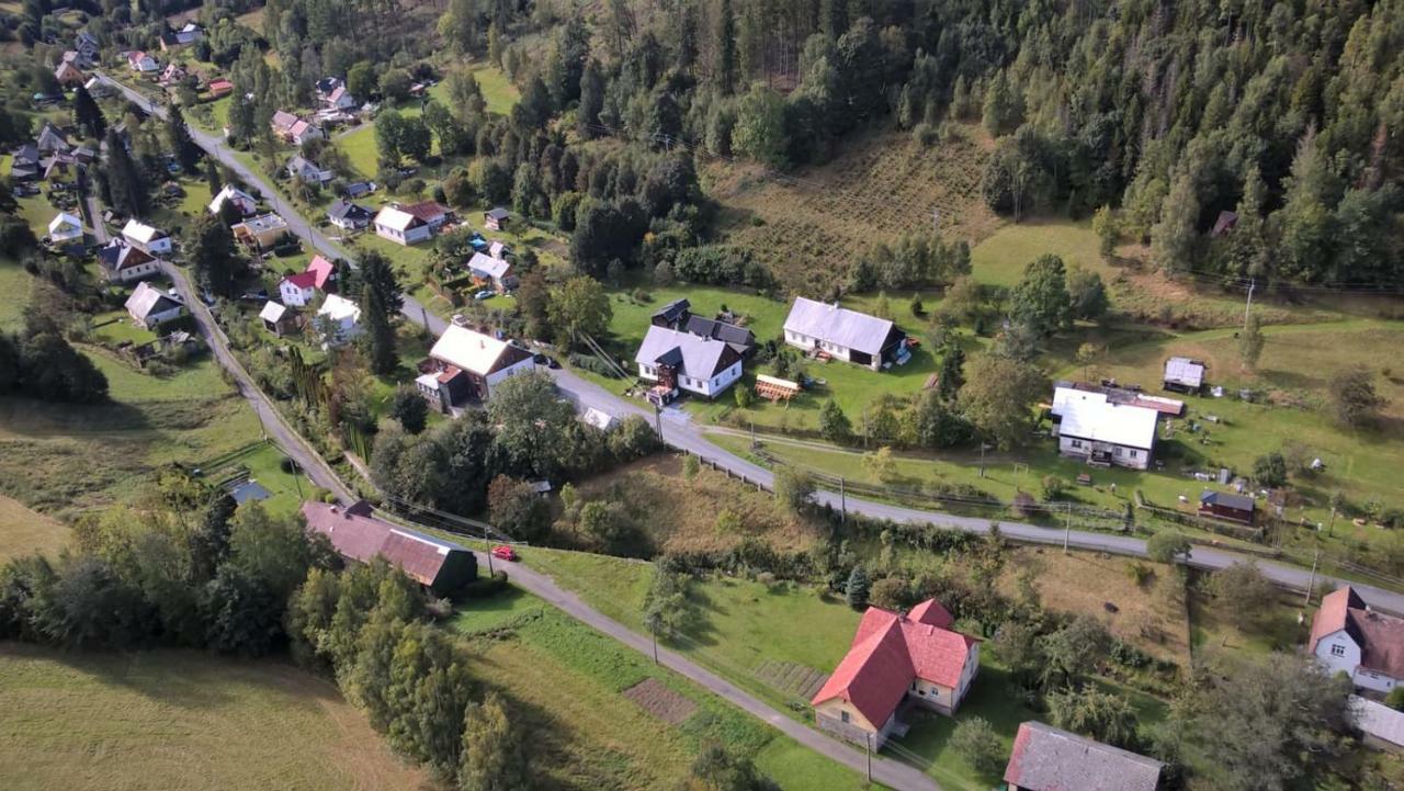 Penzion Edelstejn Petrovice  Buitenkant foto